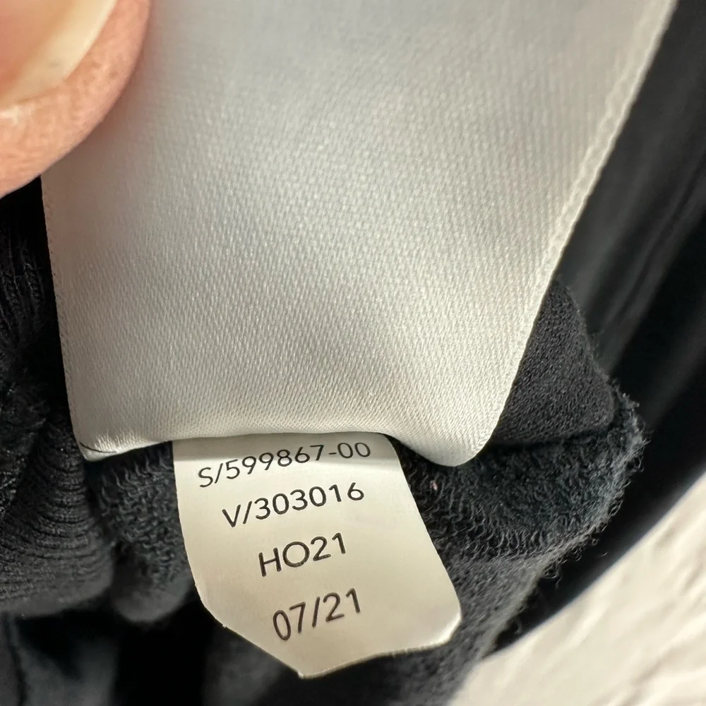 Athleta balance sweatshirt